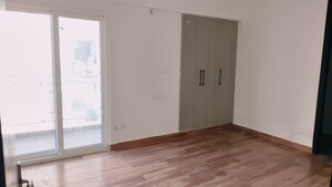 Room in 3 BHK Apartment at Samridhi Luxuriya Avenue, Sector 150 – for Rent