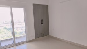 Room in 3 BHK Apartment at Samridhi Luxuriya Avenue, Sector 150 – for Rent