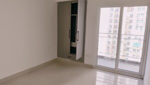 Room in 3 BHK Apartment at Samridhi Luxuriya Avenue, Sector 150 – for Rent