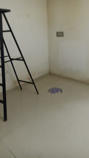 Room in 2 BHK Villa at Prahlad Nagar – for Rent