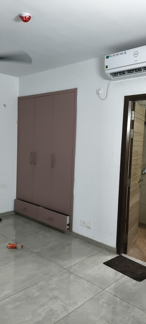 Room in 3 BHK Apartment at ATS Homekraft Pious Hideaways, Sector 150 – for Rent