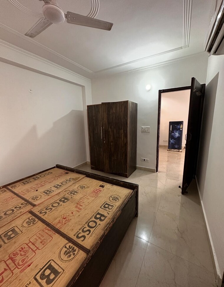 Room, sector 23 dwarka 1 Bedroom 540 Sq.Ft. Apartment In Sector 23 Dwarka Delhi 9238821