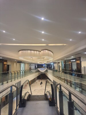  Office Space – Exterior View View at Emaar The Palm Springs, Sector 54 - for Rent