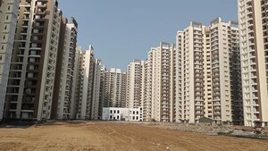 3 BHK Apartment – Exterior View View at Amrapali Golf Homes, Sector 4 Greater Noida - for Rent