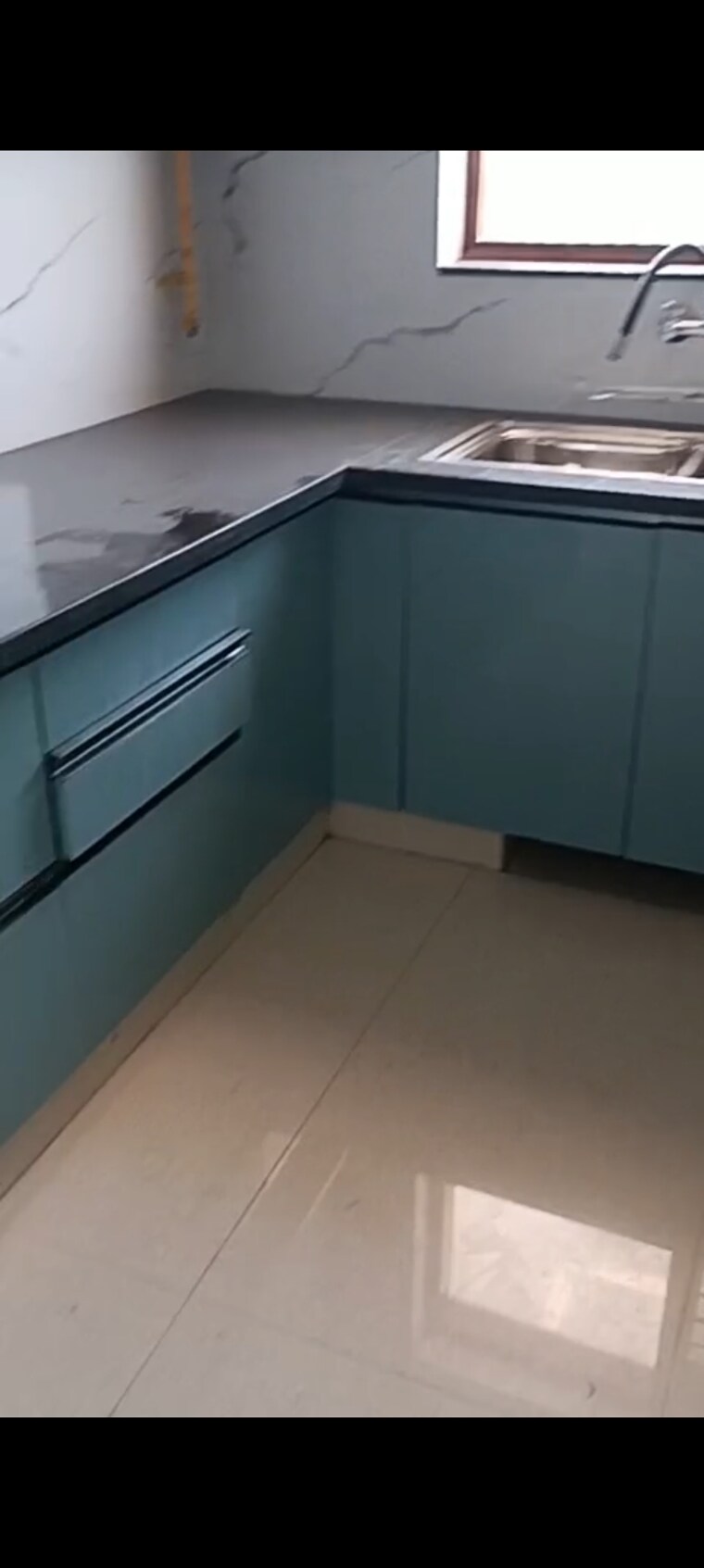 Room, rwa-apartments-sector-52 3 Bedroom 200 Sq.Mt. Builder Floor In Sector 52 Noida 9238878