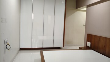 Furnished Amenities in 3 BHK Apartment at Rustomjee Elita, Andheri West – for Sale