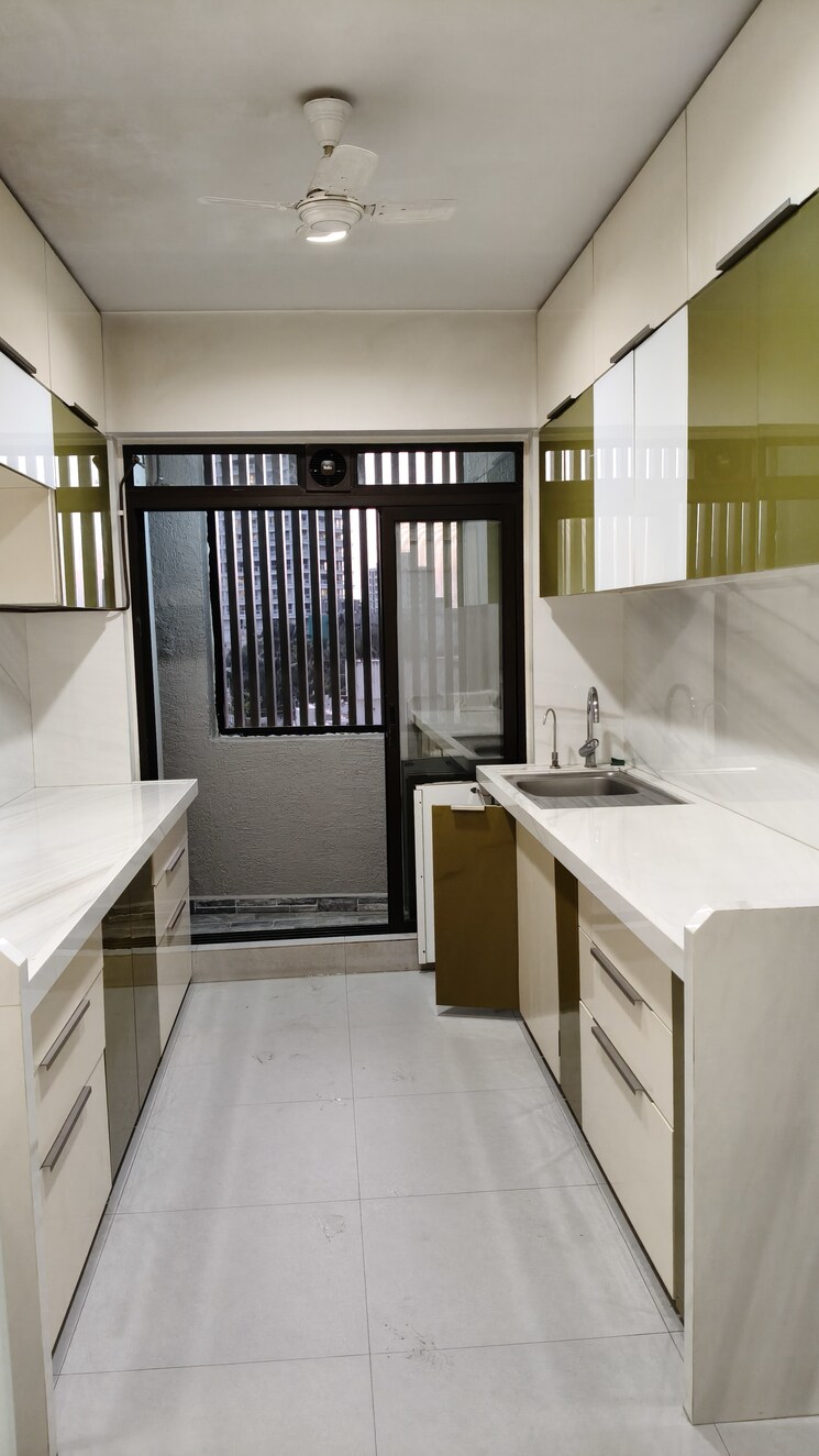 Kitchen, rustomjee-elita 3 Bedroom 2000 Sq.Ft. Apartment In Andheri West Mumbai 9238897