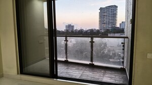 Room in 3 BHK Apartment at Rustomjee Elita, Andheri West – for Sale