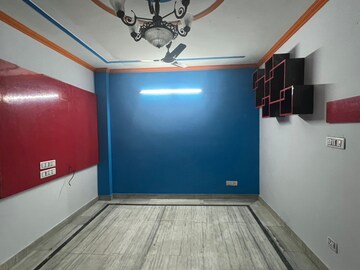 Room in 1 BHK Apartment at Sector 8 Dwarka – for Rent