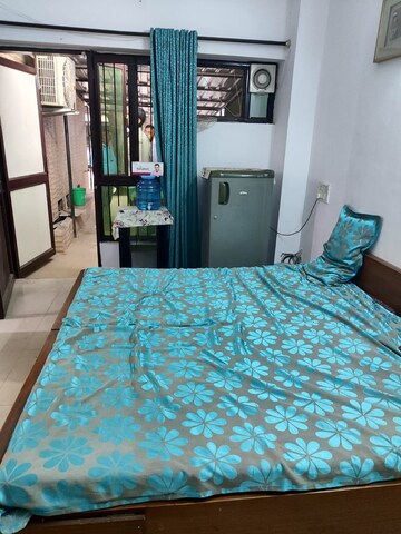 1 RK Independent House For Rent in Sector 19