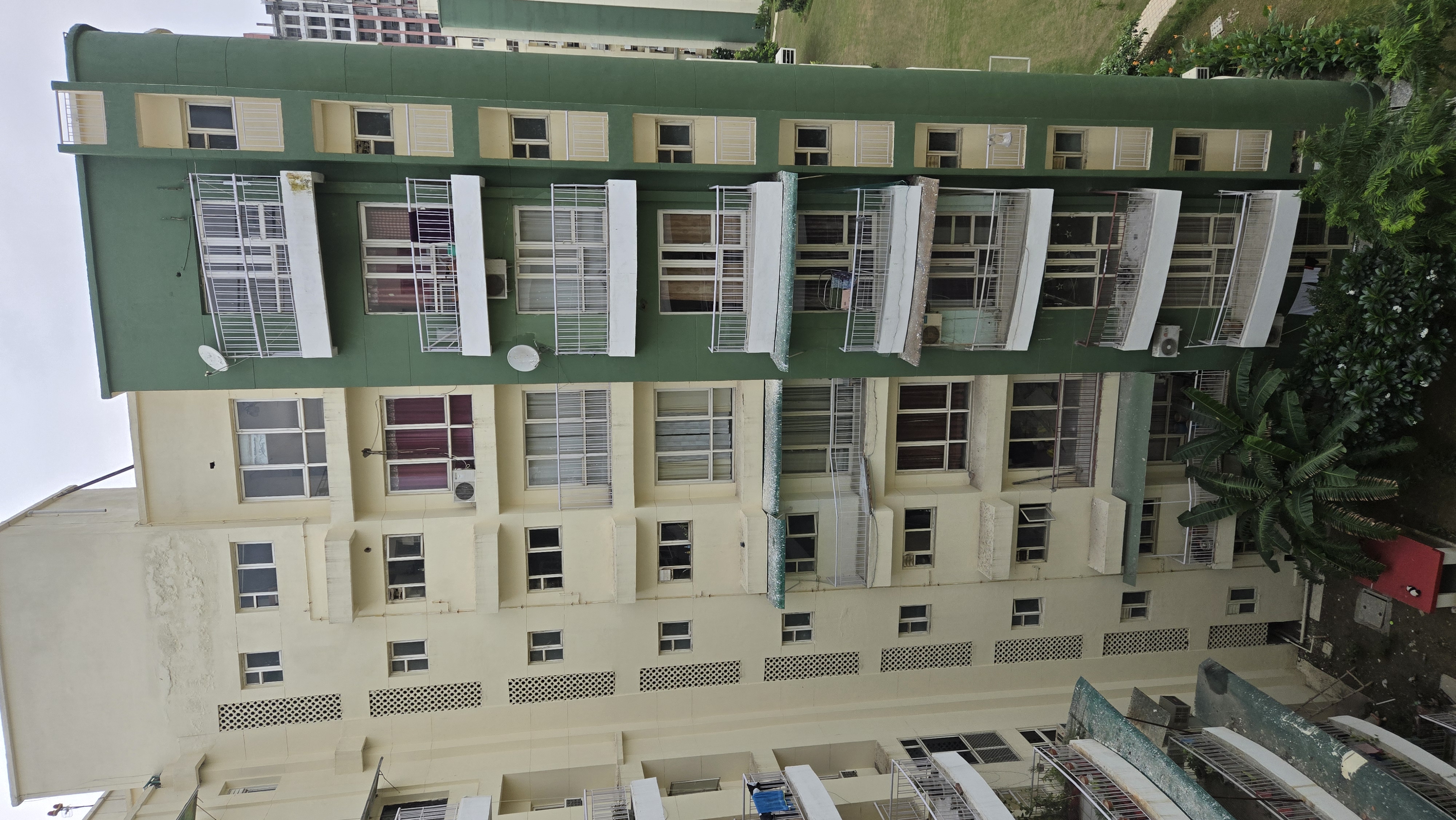 3.5 BHK + Servant Room 2150 Sq.Ft. Apartment in Omaxe NRI Villas