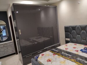 Furnished Amenities in 1 BHK Builder Floor at Aura Homes, Patiala Road – for Rent