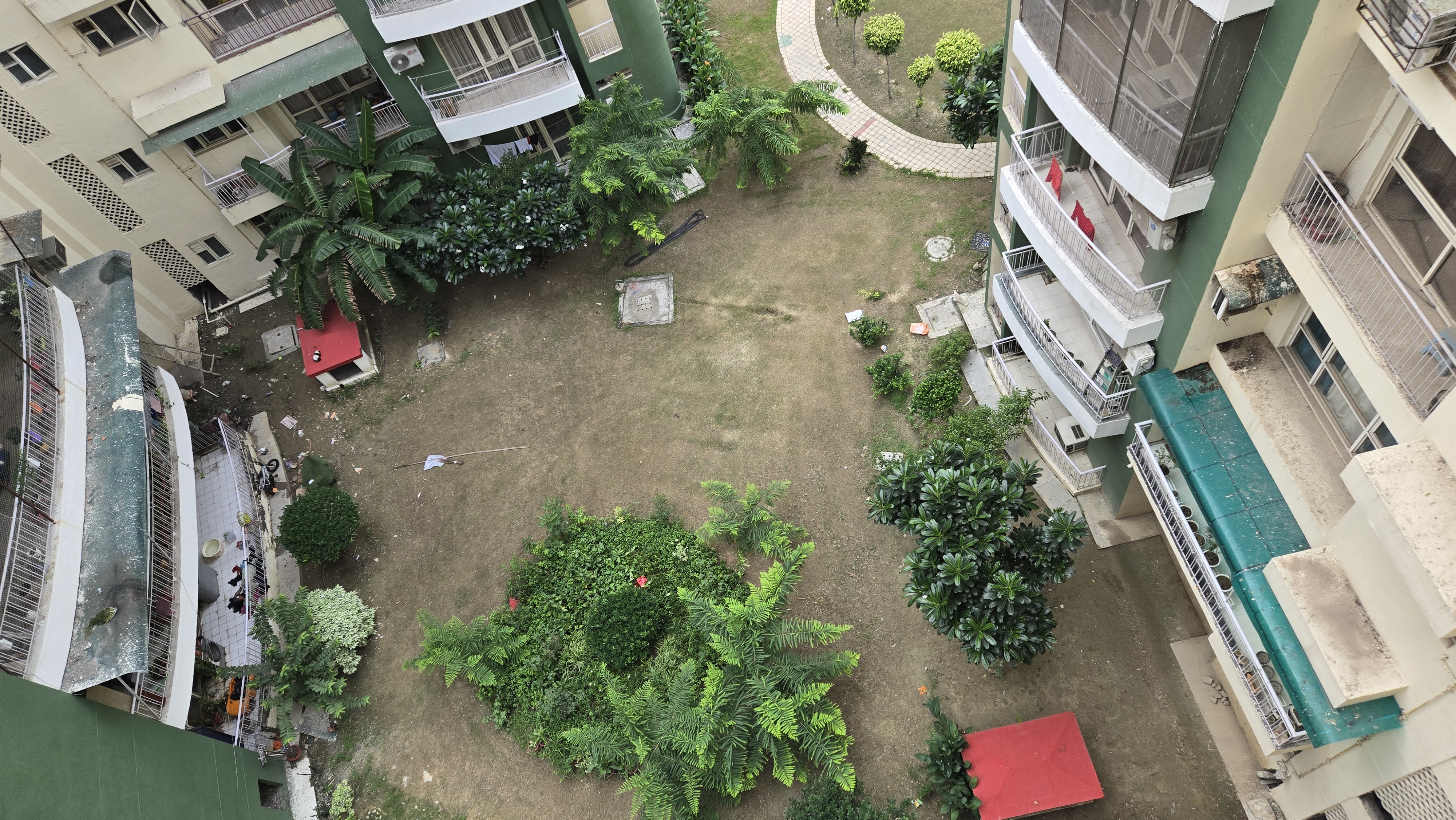 4 BHK + Servant Room 2620 Sq.Ft. Apartment in Omaxe Putting Greens