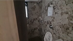 Bathroom in 1 BHK Apartment at Shatrunjay Apartment Ghatkopar, Ghatkopar East – for Rent