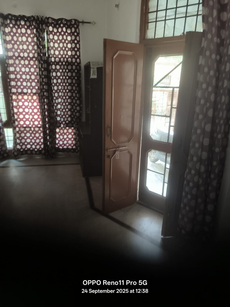 Living Room, ms-enclave-zirakpur 2 Bedroom 1000 Sq.Ft. Builder Floor In Dhakoli Zirakpur 9238931