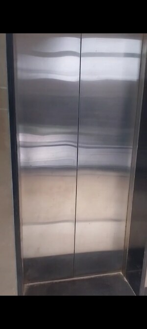 Furnished Amenities in 1 RK Apartment at Kurla West – for Rent