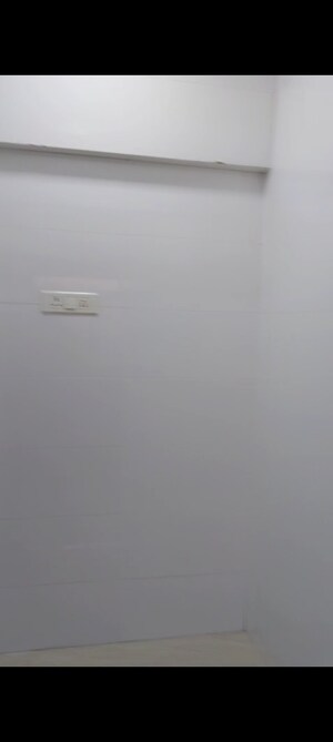 Furnished Amenities in 1 RK Apartment at Kurla West – for Rent