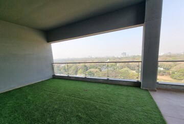 Room in 5 BHK Apartment at Amar Westview, Koregaon Park – for Sale
