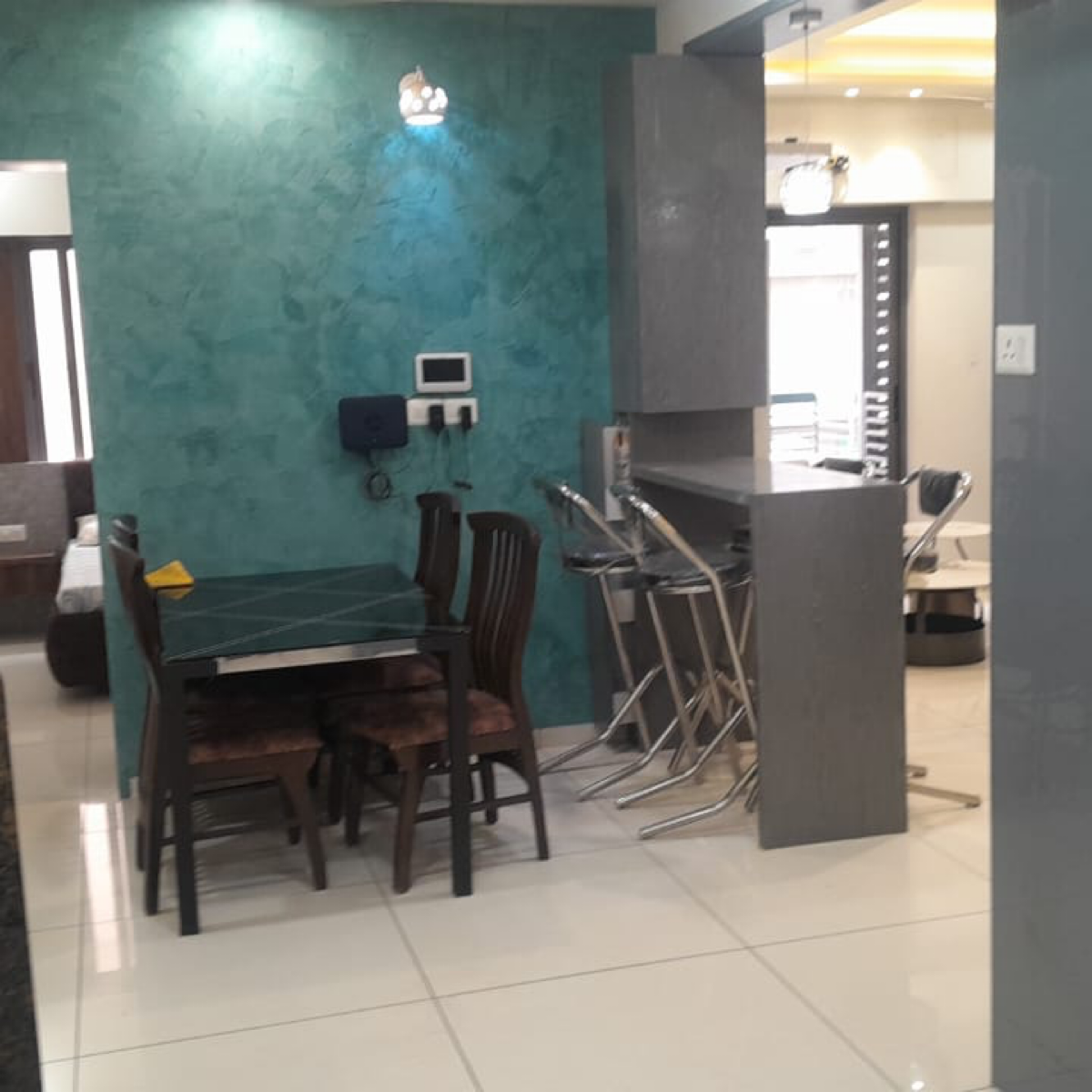 3 BHK + Servant Room Apartment For Rent in Empire Villa