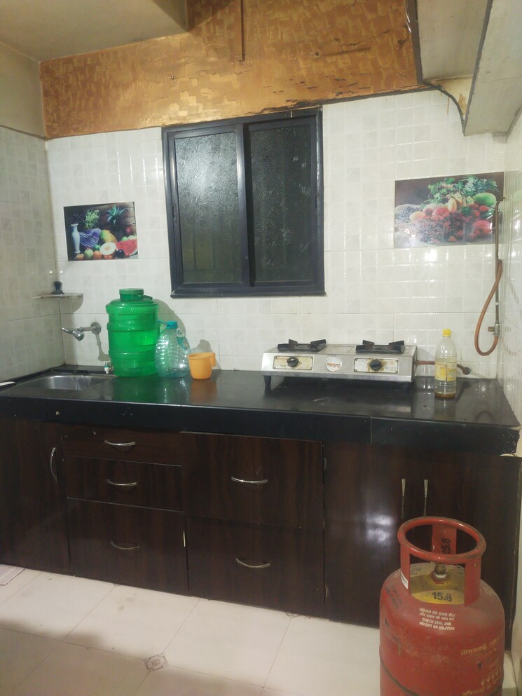 Kitchen, shubham-housing-society 1 RK 320 Sq.Ft. Apartment In Wadgaon Sheri Pune 9239008