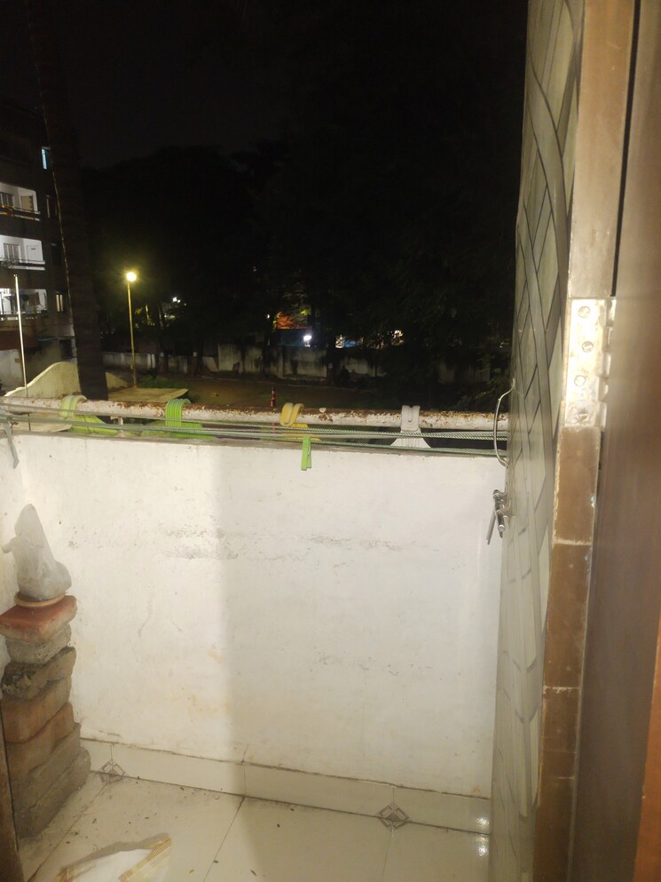 Balcony, shubham-housing-society 1 RK 320 Sq.Ft. Apartment In Wadgaon Sheri Pune 9239008