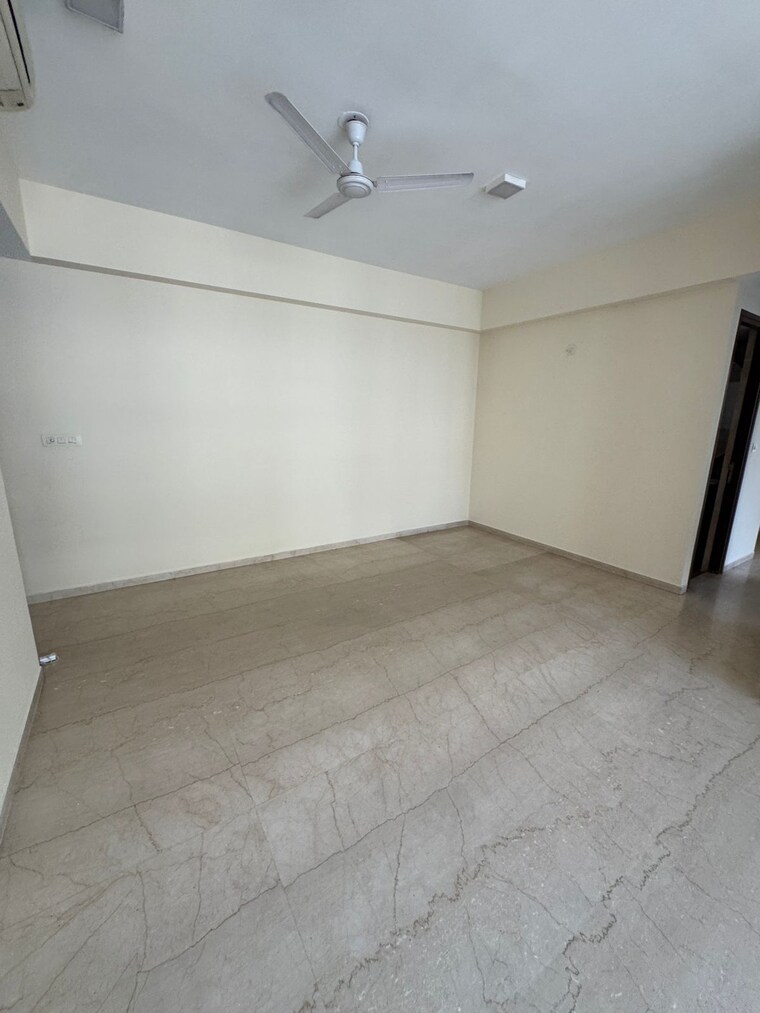 Room, lodha-sterling 3 Bedroom 1041 Sq.Ft. Apartment In Kolshet Road Thane 9239013