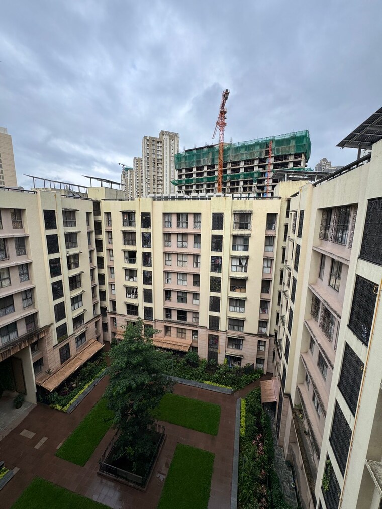 Exterior View, lodha-sterling 3 Bedroom 1041 Sq.Ft. Apartment In Kolshet Road Thane 9239013