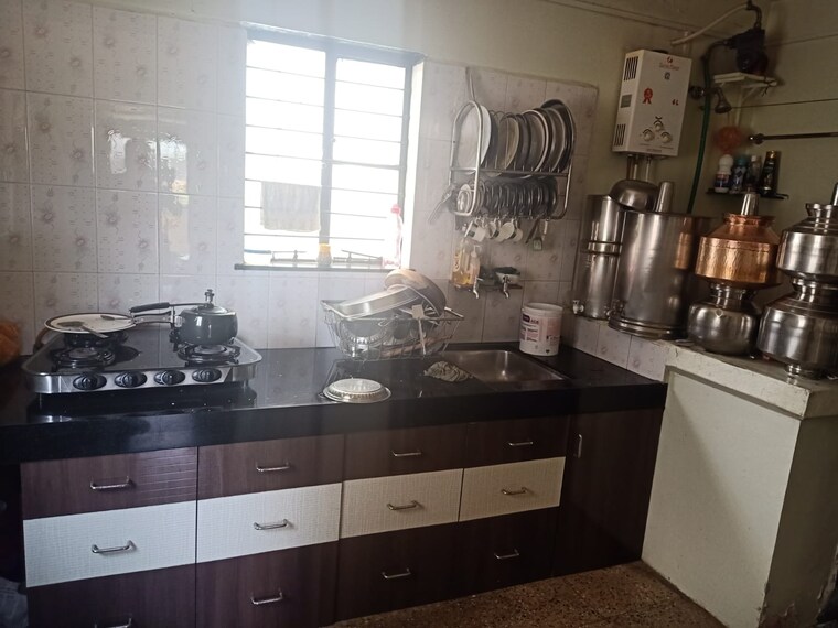 Master Bedroom, giriraj-park 1 RK 350 Sq.Ft. Independent House In Dhankawadi Pune 9239028