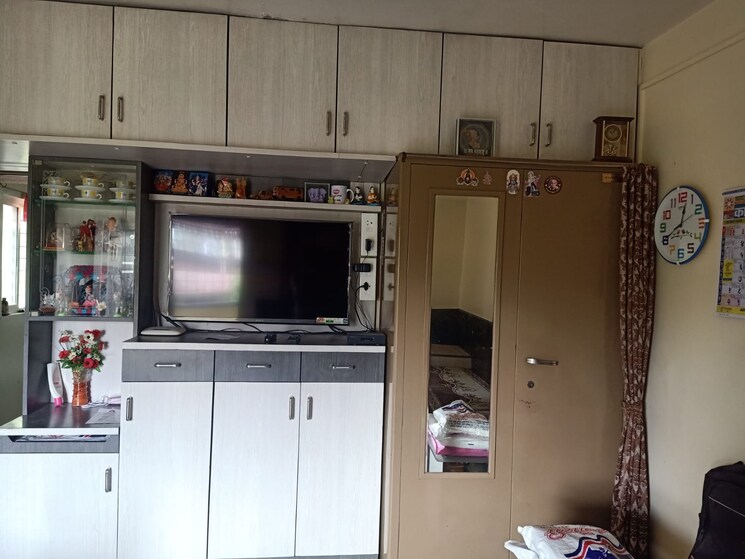 Master Bedroom, giriraj-park 1 RK 350 Sq.Ft. Independent House In Dhankawadi Pune 9239028