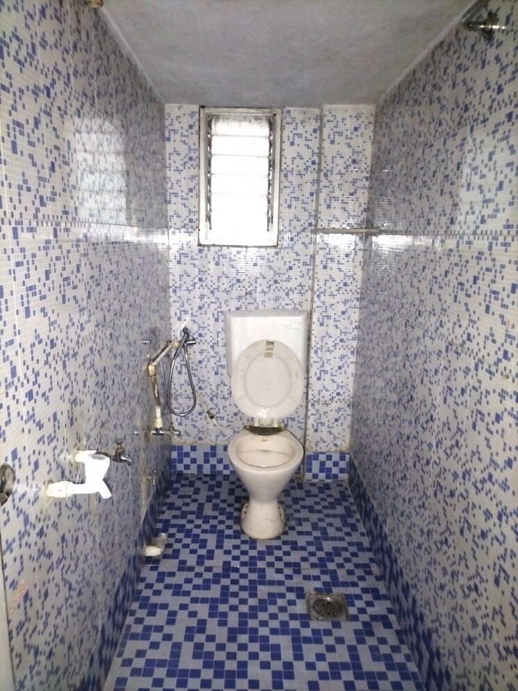 Master Bedroom, giriraj-park 1 RK 350 Sq.Ft. Independent House In Dhankawadi Pune 9239028