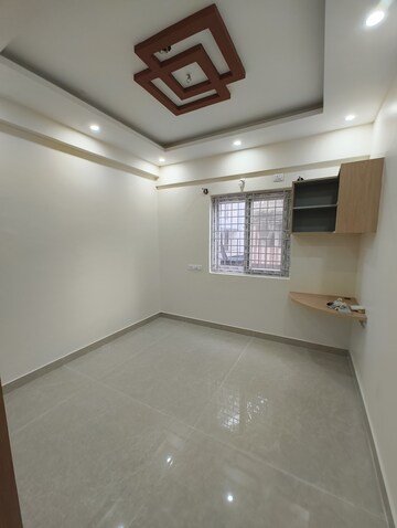 Room in 3 BHK Apartment at Swastika Residency Indiranagar, Indiranagar – for Rent