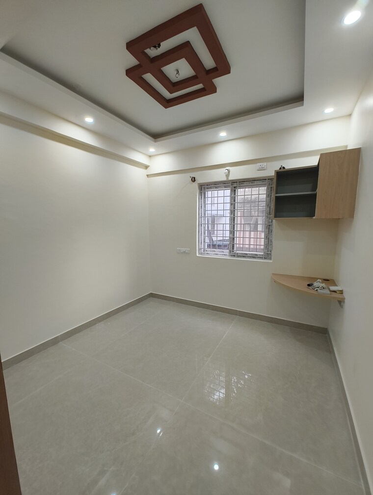 Room, swastika-residency-indiranagar 3 Bedroom 1600 Sq.Ft. Apartment In Indiranagar Bangalore 9239036