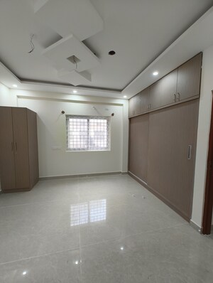 Room in 3 BHK Apartment at Swastika Residency Indiranagar, Indiranagar – for Rent