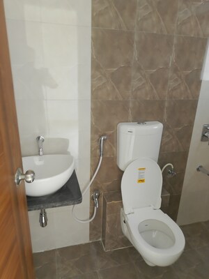 Bathroom in 2 BHK Apartment at Haware Amara, Vikhroli East – for Rent
