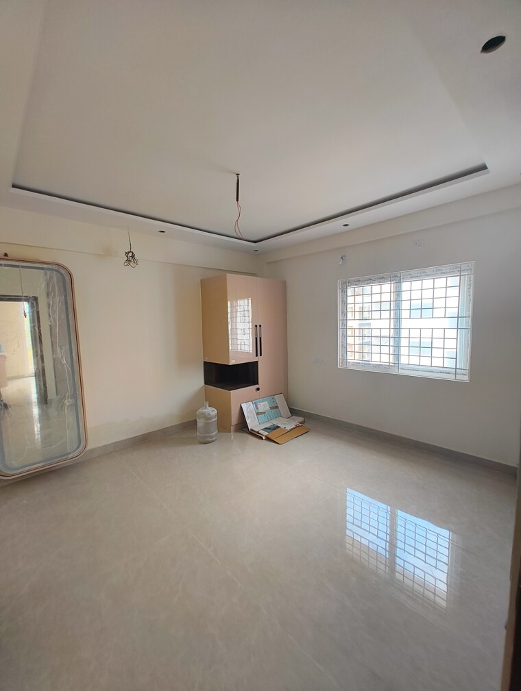 Room, prabhu-kunj-indiranagar 3 Bedroom 1600 Sq.Ft. Apartment In Indiranagar Bangalore 9239039