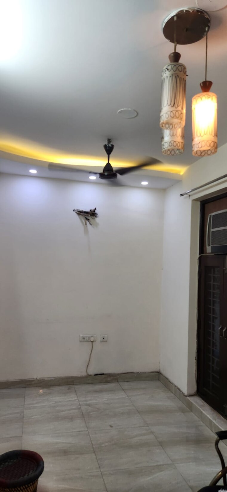 Room, east of kailash 2 Bedroom 150 Sq.Yd. Independent House In East Of Kailash Delhi 9239041