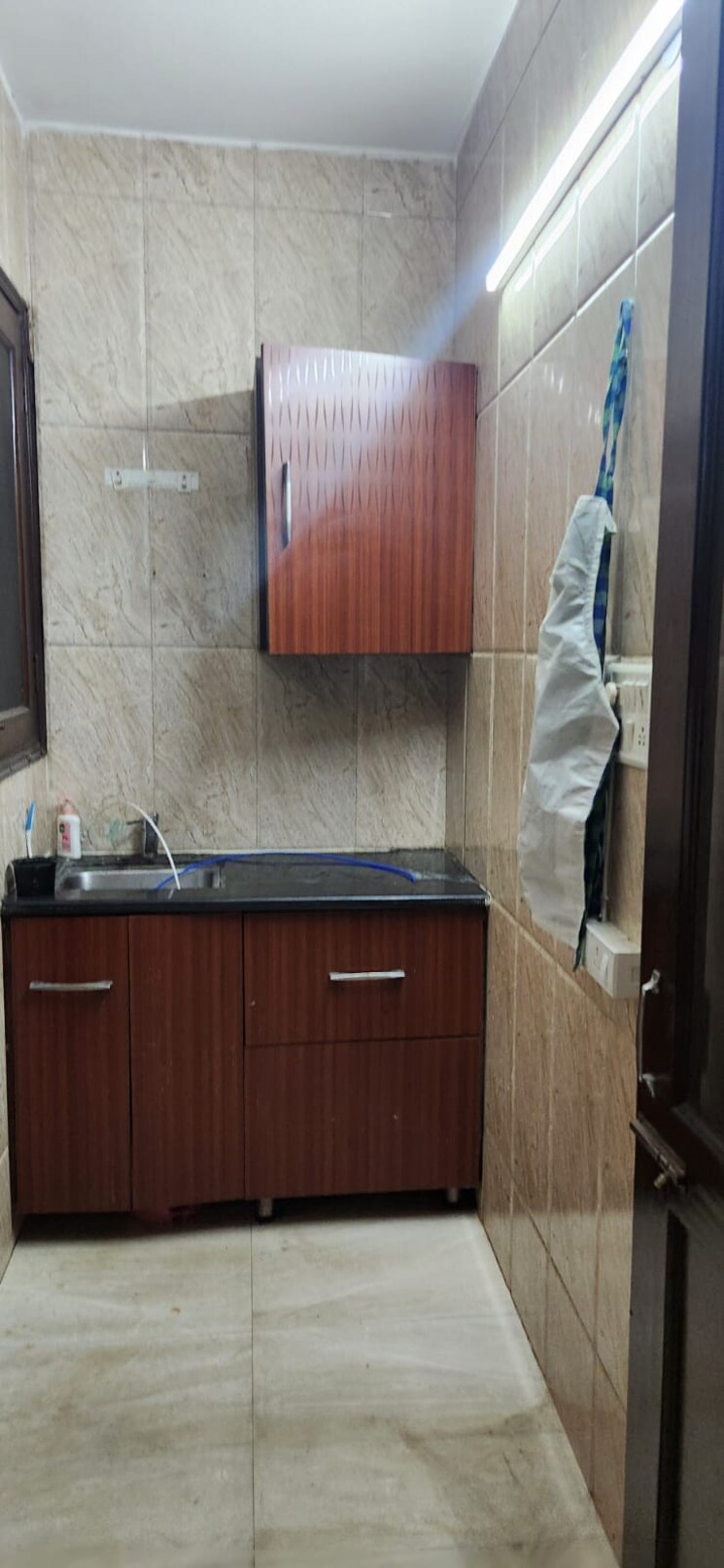 Kitchen, east of kailash 2 Bedroom 150 Sq.Yd. Independent House In East Of Kailash Delhi 9239041