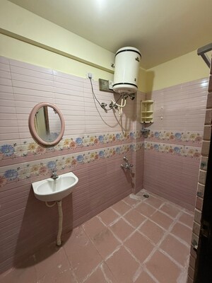 Bathroom in 2 BHK Builder Floor at Akshaya Enclave New Thippasandra, New Thippasandra – for Rent