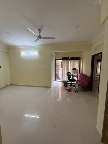 Room in 2 BHK Builder Floor at Lakshmi Nilayam Indiranagar, Indiranagar – for Rent