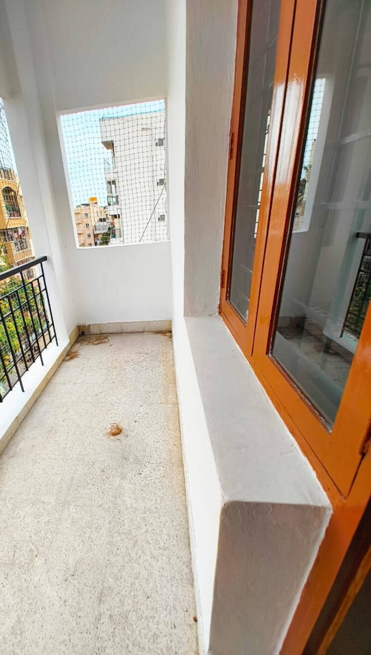 Balcony, pss-plaza 3 Bedroom 1600 Sq.Ft. Apartment In New Thippasandra Bangalore 9239078