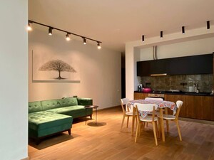 Gym in 2.5 BHK Builder Floor at Vasant Enclave – for Sale