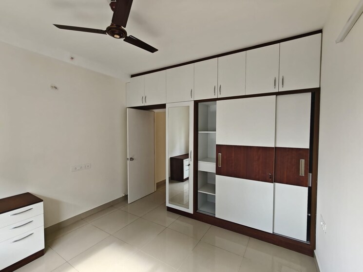 Room, mantri-webcity 3 Bedroom 1445 Sq.Ft. Apartment In Hennur Bangalore 9239098