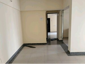 Room in 1.5 BHK Apartment at Palacia Kingston, Thane West – for Sale
