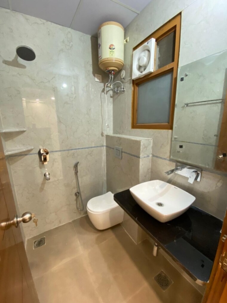 Bathroom, as-tower 2 Bedroom 300 Sq.Ft. Builder Floor In Sector 45 Gurgaon 9239117
