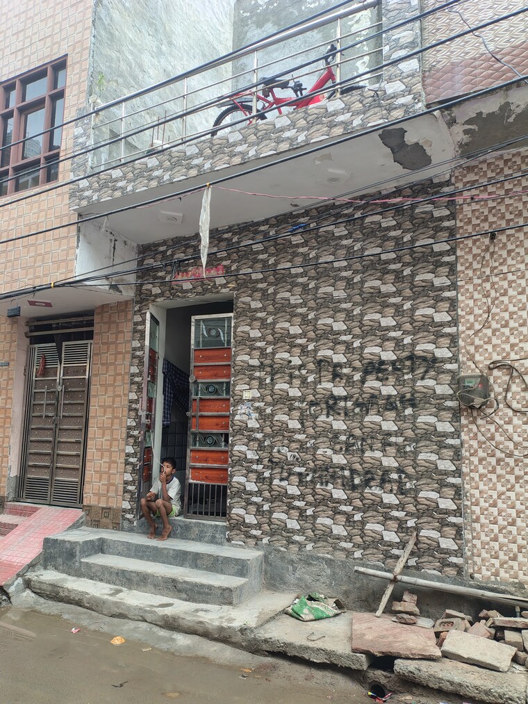 Exterior View, sector 23 2.5 Bedroom 50 Sq.Yd. Independent House In Sector 23 Faridabad 9239116