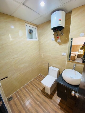 Master Bedroom in 1 BHK Builder Floor at Ansal Sushant Apartments, Sushant Lok I – for Rent