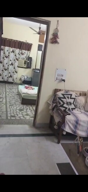 Living Room in 2 BHK Apartment at RWA Apartments Sector 47, Sector 47 – for Rent