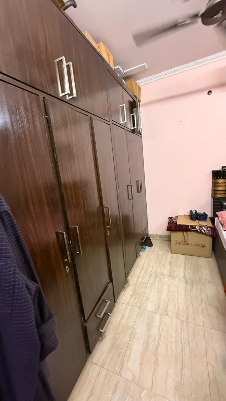 undefined, vasant kunj 2 Bedroom 750 Sq.Ft. Apartment In Vasant Kunj Delhi 9239146