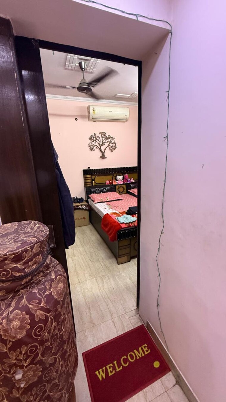 Bedroom, vasant kunj 2 Bedroom 750 Sq.Ft. Apartment In Vasant Kunj Delhi 9239146