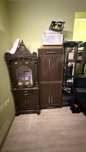 Furnished Amenities in 2 BHK Apartment at Vasant Kunj – for Rent